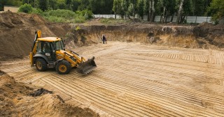Разработка котлована Кронштадт, цена от 314 руб./м3.